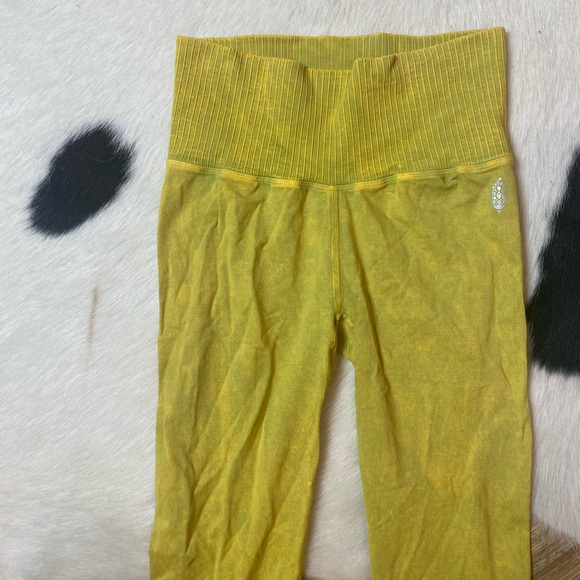 FREE PEOPLE MOVEMENT GOOD KARMA LEGGINGS - SPARKLING CITRUS - Picture 6 of 11